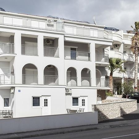 Villa Klara Guest House Башка-Вода Экстерьер фото